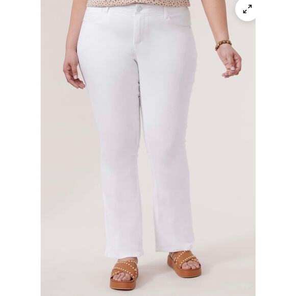 Democracy Women's Ab Solution Straight Leg Jeans Pants White Denim Size 24W - Picture 1 of 10